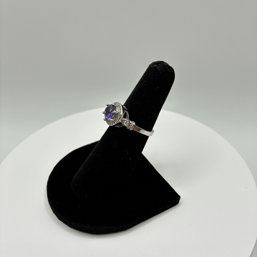 Women's Ring Size 5.75 Silver Purple Halo Round Stone Cocktail Statement - Picture 2 of 5